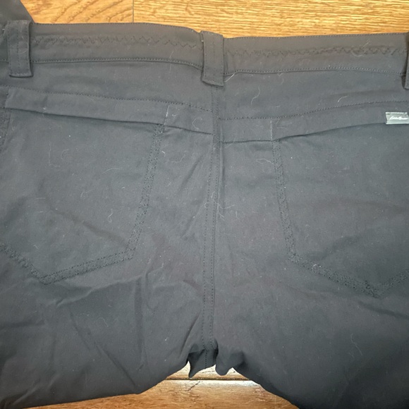 Eddie Bauer Women’s Dark Cargo Pants - Picture 3 of 3